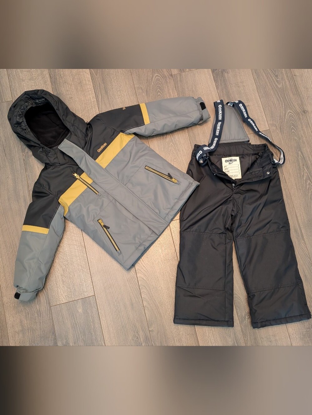 OshKosh B'gosh 2 Piece Snowsuit 5T